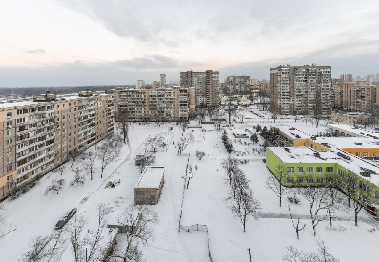 Уютная Квартира Для Семьи На Оболони Kyiv Exterior foto